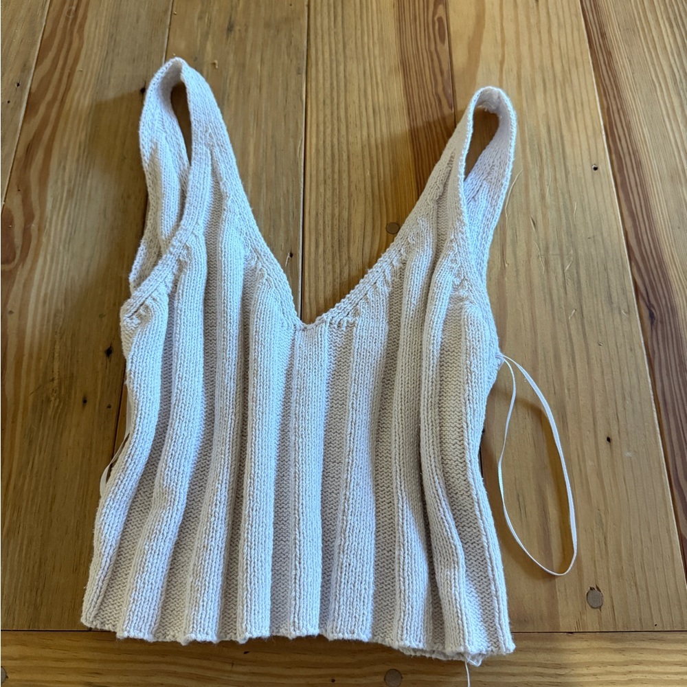 Elegant Cream Knit Women's Top